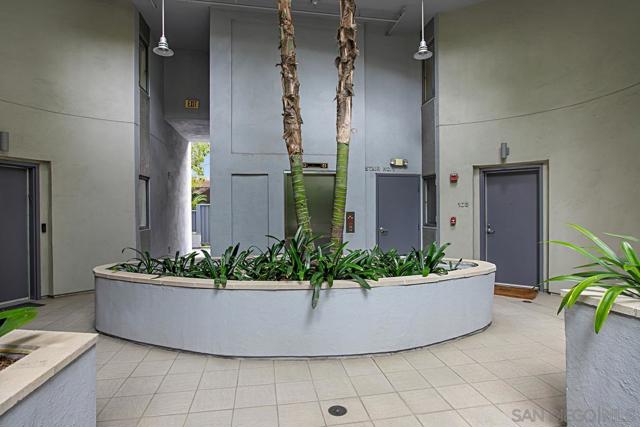 4055 3rd Avenue, San Diego CA: https://media.crmls.org/mediaz/9d3fe084-cbc5-431d-a6e3-2caa375c21fb.jpg