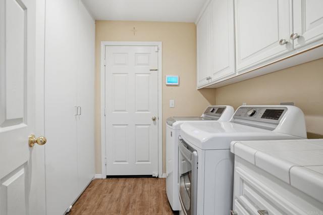 Image 25 of 33 For 24586 Rutherford Road