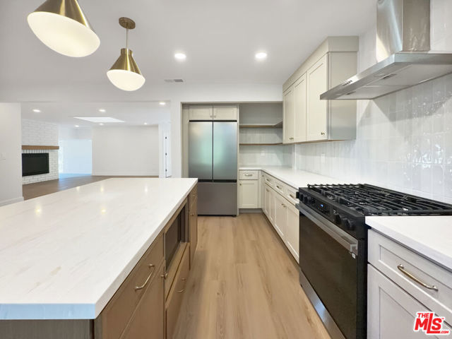 23910 Jensen Drive, West Hills CA: https://media.crmls.org/mediaz/9d4040ef-9a27-415e-a990-fa1d9bee1e26.jpg