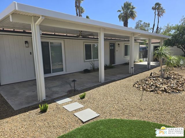 74626 Stage Line Drive, Thousand Palms CA: https://media.crmls.org/mediaz/9d40554e-2c5d-4593-8cf8-dfef711f36d6.jpg