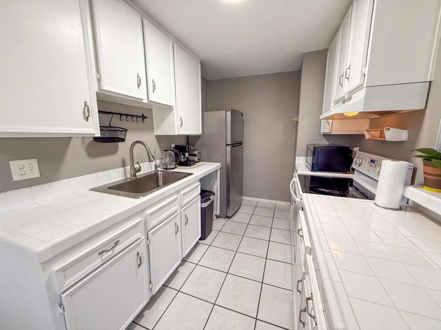 Detail Gallery Image 17 of 26 For 1675 Pentecost Way #3,  San Diego,  CA 92105 - 1 Beds | 1 Baths