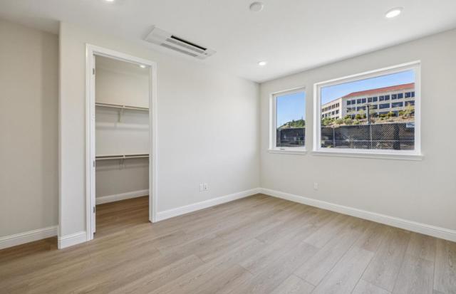 2417 Willow Way, San Mateo CA: https://media.crmls.org/mediaz/9d42fc07-941f-4499-9bd6-3899696844bf.jpg