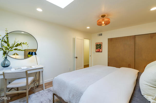 Image 35 of 67 For 250 Calle Del Verano