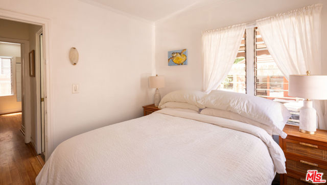 8921 Rosewood Avenue, West Hollywood CA: https://media.crmls.org/mediaz/9d437c55-f538-40b3-9f6c-b4d745a655f9.jpg