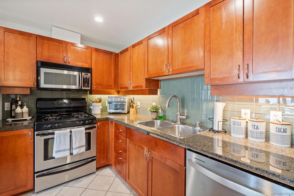 1240 India St - photo 7