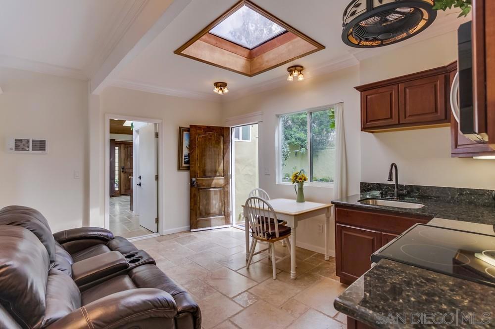 2377 Linwood Street - photo 12