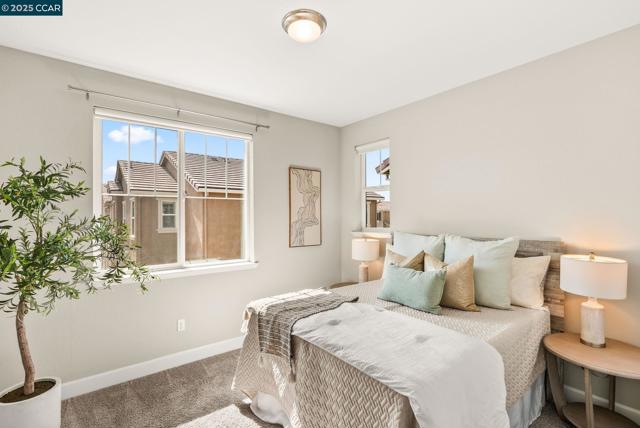 612 Farmstead Drive, Vacaville CA: https://media.crmls.org/mediaz/9d44d4e6-df45-4ef1-baf1-ee32b63360f8.jpg