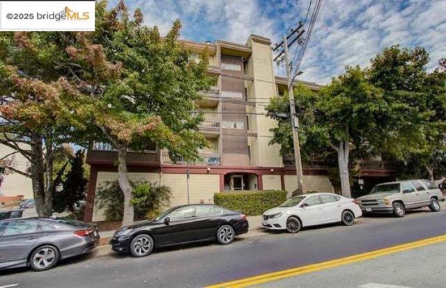 Details for 2201 Virginia St  6, Berkeley, CA 94709
