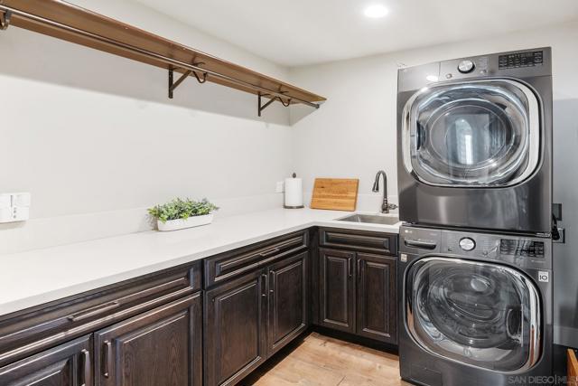15484 Markar Rd, Poway CA: https://media.crmls.org/mediaz/9d462d93-ba7e-42b8-8fcb-f3c1779b4bb1.jpg