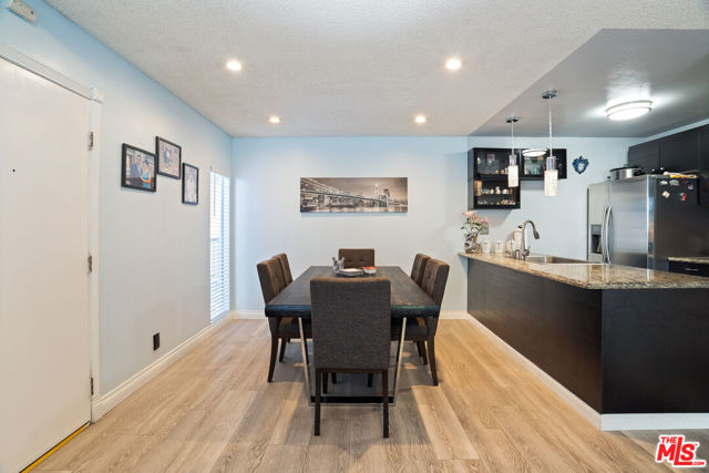 20134 LEADWELL Street, 249 photo 4