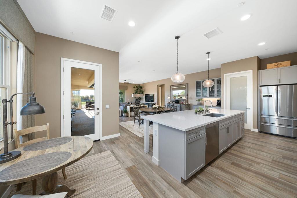 MLS #219138175DA image #16