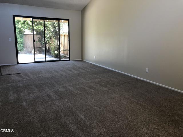 1124 Norwood Court, Ventura CA: https://media.crmls.org/mediaz/9d48573a-9731-47fc-8c22-a5480687302a.jpg