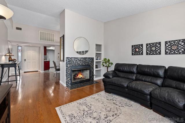 3860 MURRAY HILL RD, La Mesa CA: https://media.crmls.org/mediaz/9d4863de-6dd3-4e3f-83d2-ffb28c4a1cf2.jpg