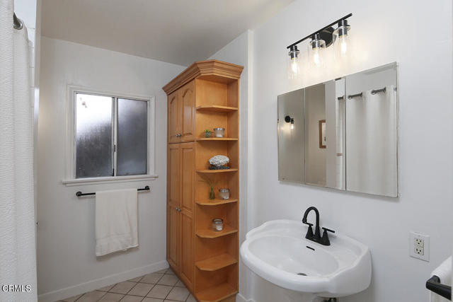 Detail Gallery Image 26 of 40 For 2723 N Keystone St, Burbank,  CA 91504 - 3 Beds | 2 Baths