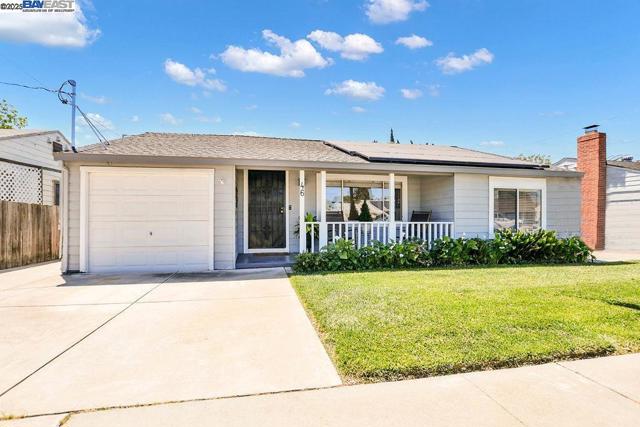 46 E Thirteenth St, Antioch CA: https://media.crmls.org/mediaz/9d48e43e-fa02-44ce-98e6-87144e4ed446.jpg