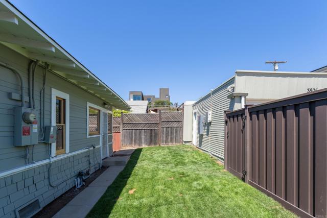 3805 Louisiana Street, San Diego CA: https://media.crmls.org/mediaz/9d4919c4-29dc-45ab-823e-add8e82a8bbe.jpg