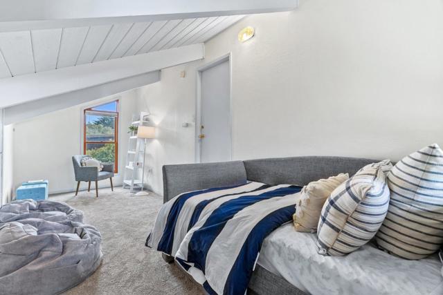 11 Yankee Point Drive, Carmel CA: https://media.crmls.org/mediaz/9d497fb6-5159-4f95-882f-8f344286b109.jpg