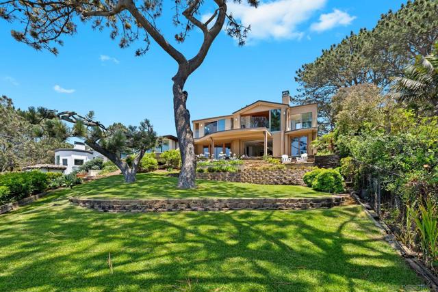 354 Ocean View Ave, Del Mar CA: https://media.crmls.org/mediaz/9d49d582-5360-45f7-8821-315655bcbb48.jpg