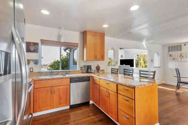 347 Rolling Hills Avenue, San Mateo CA: https://media.crmls.org/mediaz/9d4a353b-3d4c-4851-adb6-8c9228ae7a4b.jpg