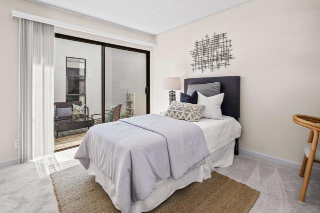 2001 Alameda De Las Pulgas, San Mateo CA: https://media.crmls.org/mediaz/9d4a5c8d-68d2-4aaa-968a-f1595b5cb8b0.jpg