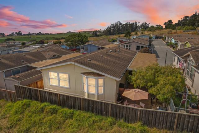 1900 Highway 1, Moss Landing CA: https://media.crmls.org/mediaz/9d4ac294-6c90-46b8-9542-ad77c074804b.jpg
