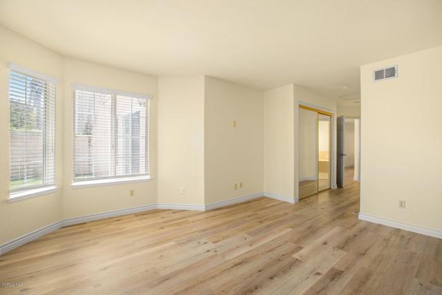 2188 Eastridge Loop, Oxnard CA: https://media.crmls.org/mediaz/9d4b09dd-db14-4c8a-9d24-e6ff6a6d614d.jpg