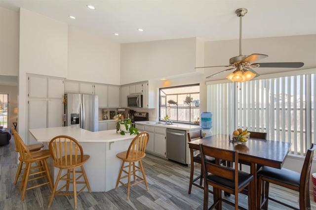 Detail Gallery Image 11 of 31 For 4413 Point Degada, Oceanside,  CA 92058 - 4 Beds | 2 Baths