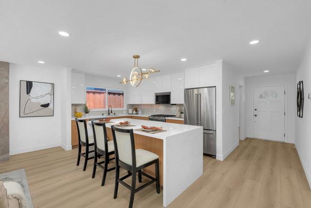 3431 Fleetwood Drive, San Bruno CA: https://media.crmls.org/mediaz/9d4cab8e-d7d2-45f4-9a77-ba1636bb8e19.jpg