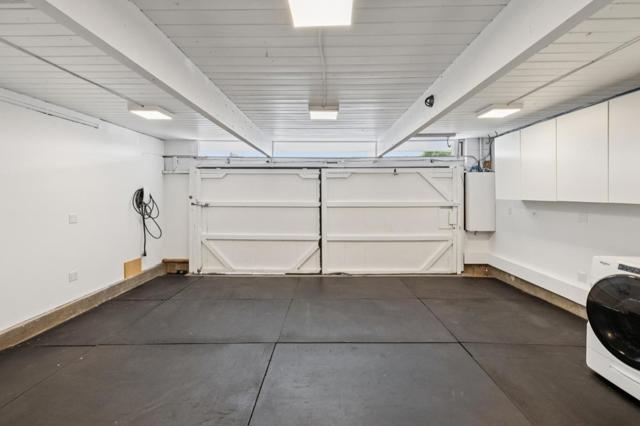 1651 Lexington, San Mateo CA: https://media.crmls.org/mediaz/9d4e4a9e-43f9-4a01-b9f2-6664dc9ae129.jpg