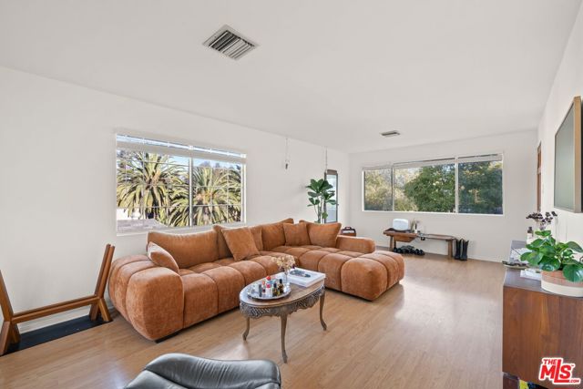 2142 Baxter Street, Los Angeles CA: https://media.crmls.org/mediaz/9d4e66a8-53fe-4840-8ee4-c5ab73becca2.jpg