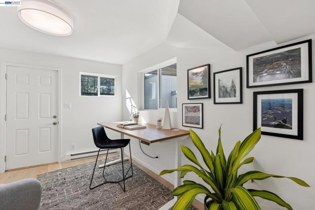 6801 ARMOUR DRIVE, Oakland CA: https://media.crmls.org/mediaz/9d4ed3e8-65a2-4fc6-a4b2-6819323d2147.jpg