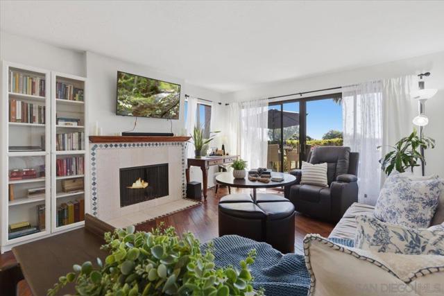 Image 3 of 22 For 3770 Crown Point  103