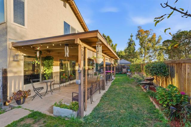 Detail Gallery Image 34 of 35 For 2327 Amber Ln, Escondido,  CA 92026 - 4 Beds | 3 Baths