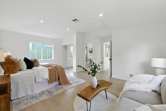 8 Parkgrove Drive, South San Francisco CA: https://media.crmls.org/mediaz/9d5172e9-3bc2-4643-a09f-93e863ba1954.jpg