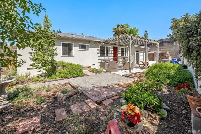 3649 NIBLICK DRIVE, La Mesa CA: https://media.crmls.org/mediaz/9d517835-9fbc-42cb-9ead-f9ad259ab8ae.jpg