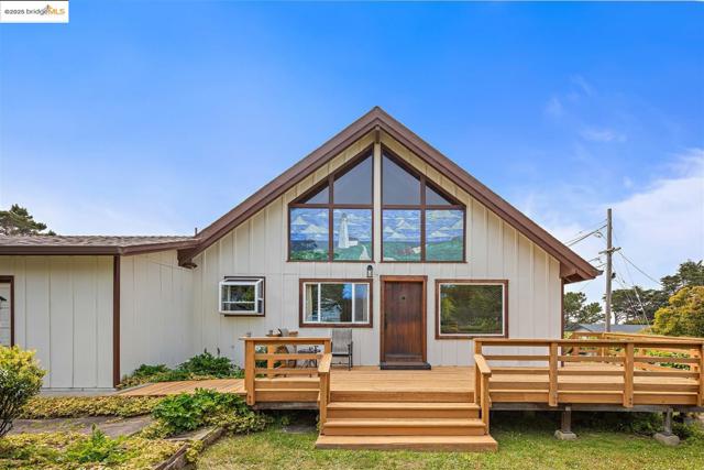 1400 Audubon AVE, Montara CA: https://media.crmls.org/mediaz/9d53abd7-f7d6-4314-ba8d-3fb957bebb0d.jpg