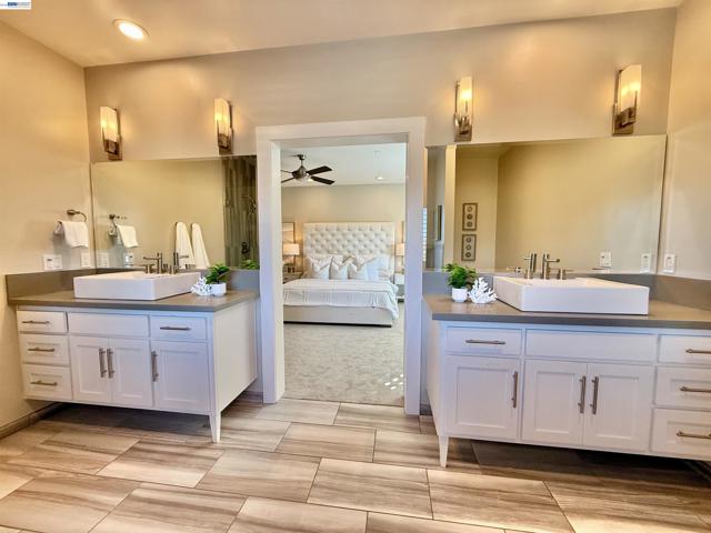 1500 Arroyo Rd, Livermore CA: https://media.crmls.org/mediaz/9d554547-6f2c-4c8f-8039-fdee4bf5fd42.jpg