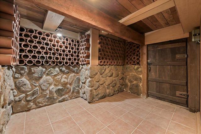 17274 Verdes Robles, Los Gatos CA: https://media.crmls.org/mediaz/9d55af05-e274-454b-af2b-4ee9541d24b1.jpg
