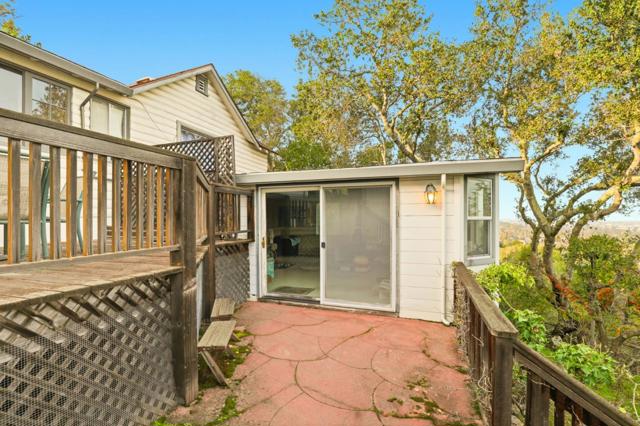 11 S Palomar Drive, Redwood City CA: https://media.crmls.org/mediaz/9d55ccf4-ff6f-4914-8069-d43a184ff0fe.jpg