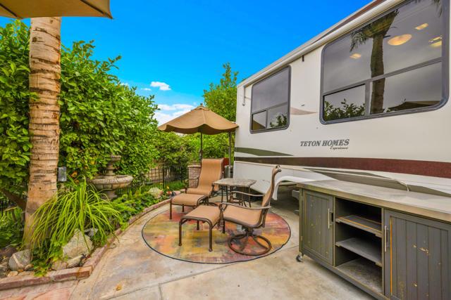 69411 Ramon Road, Cathedral City CA: https://media.crmls.org/mediaz/9d570e19-f7ea-45ae-83c3-ab9d632305d9.jpg