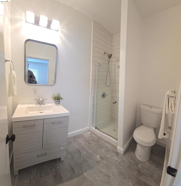 1142 Oakwood Ave, Vallejo CA: https://media.crmls.org/mediaz/9d574075-b600-4992-a287-857440660740.jpg