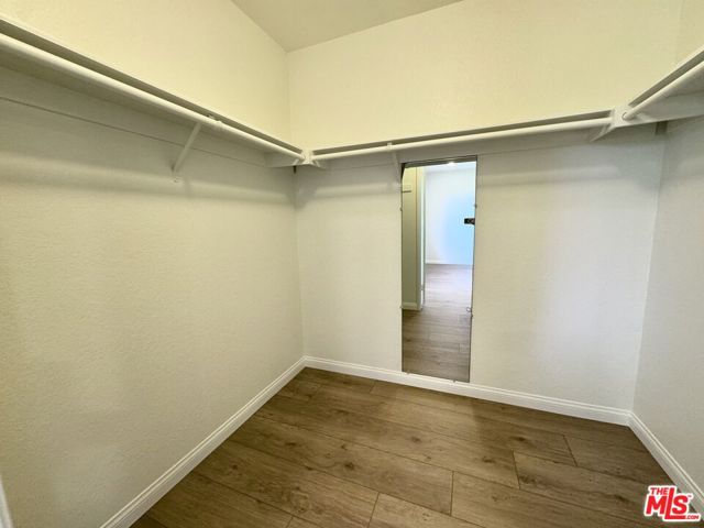 7756 Sailboat Circle, Huntington Beach CA: https://media.crmls.org/mediaz/9d5758aa-e4cd-4e0c-94f7-5bbf0a62a32e.jpg