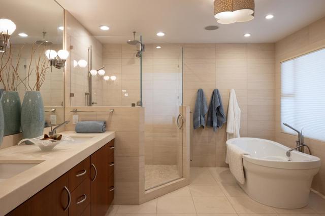 2900 E Cliff Drive, Santa Cruz CA: https://media.crmls.org/mediaz/9d57c7ac-f0af-4156-9230-fbea6c5c8670.jpg