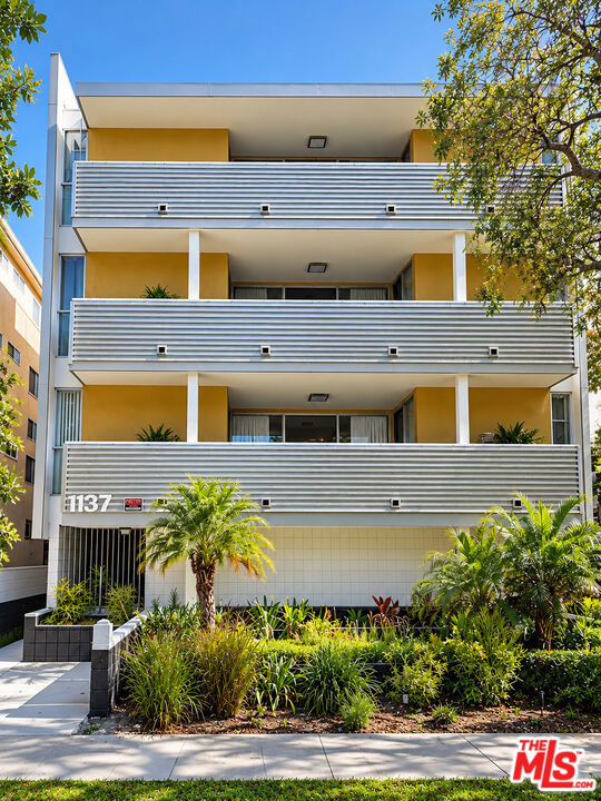 1137 11th Street #204 — image 1