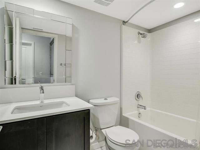MLS #250025142SD img 4