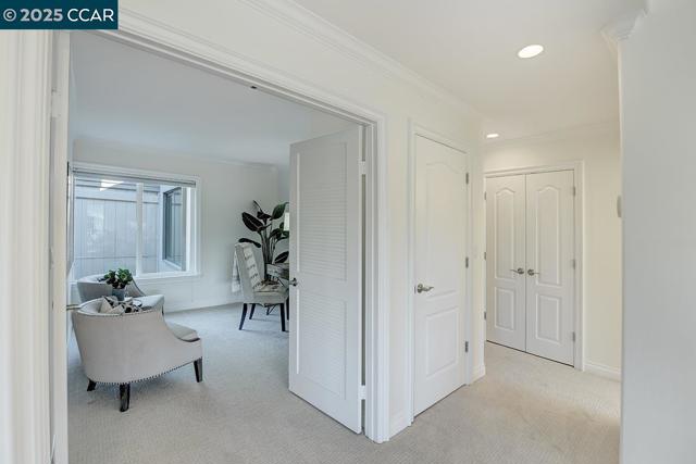 3258 Rossmoor Pkwy, Walnut Creek CA: https://media.crmls.org/mediaz/9d58d560-a0d1-42cb-bd9b-73aaeb07c1d0.jpg