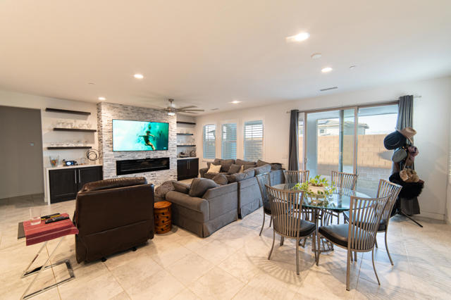 73500 Henri Drive, Palm Desert, CA 92211