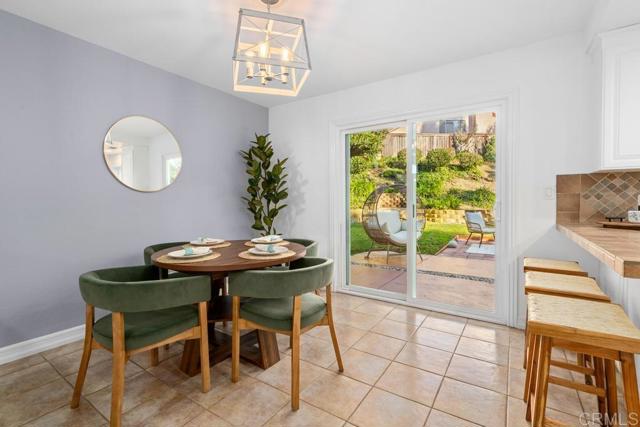 Detail Gallery Image 6 of 56 For 2655 Seacrest, Vista,  CA 92081 - 3 Beds | 2/1 Baths