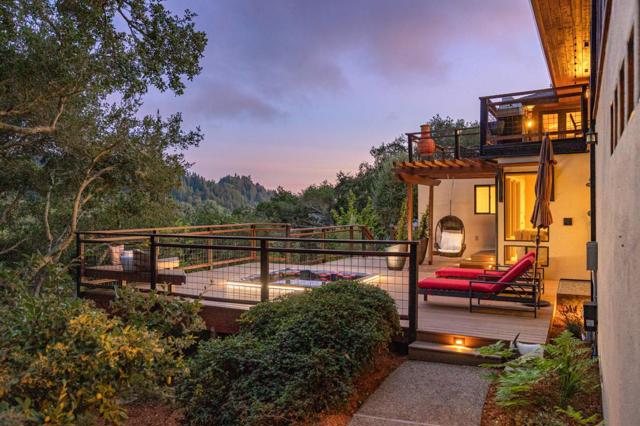 252 Fast Lane, Santa Cruz CA: https://media.crmls.org/mediaz/9d5a4576-b1bd-42af-8e7a-7d3c68f158bd.jpg