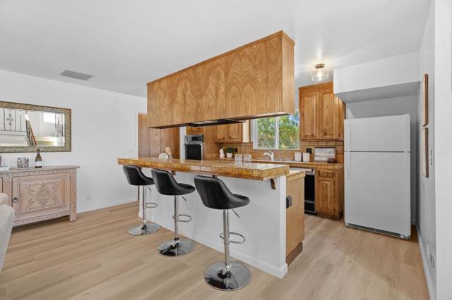 475 Fiesta Court, Watsonville CA: https://media.crmls.org/mediaz/9d5b650f-816d-4691-82a7-e77981741b4c.jpg